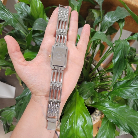 Claude Valentini Debonair Classic Quartz Watch - Picture 10 of 10